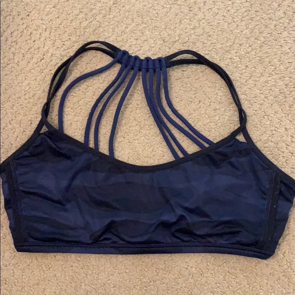 Lululemon free to bee bra size 8
